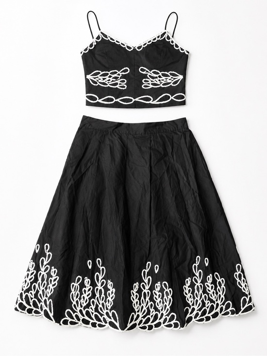 Jason Wu Dresses & Skirts - NWT Jason Wu Black White Embroidered Cotton Midi Skirt M $118